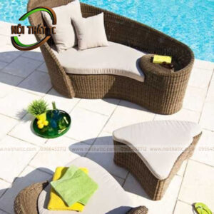 Trang Trí Ban Công Với Sofa Mây Nhựa Đẹp Như Resort