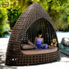 Ghế tổ chim mây nhựa GTC06 với ghế nghỉ dáng giọt nước đan nâu, lòng ghế rộng và đệm nâu